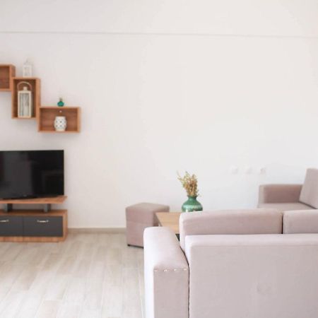 Mihalis Apartments Himare Eksteriør bilde