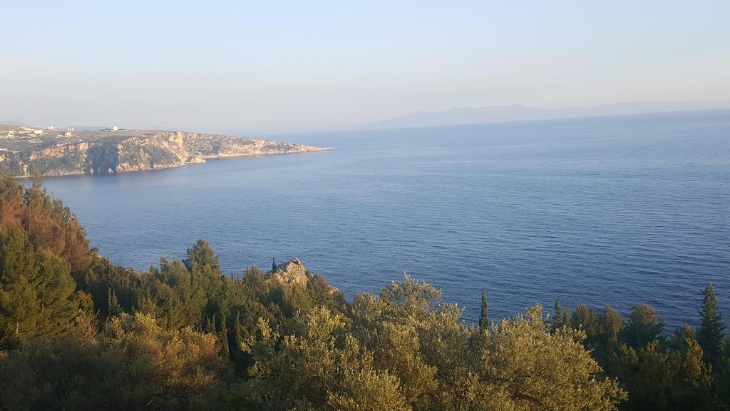 Mihalis Apartments Himare Eksteriør bilde