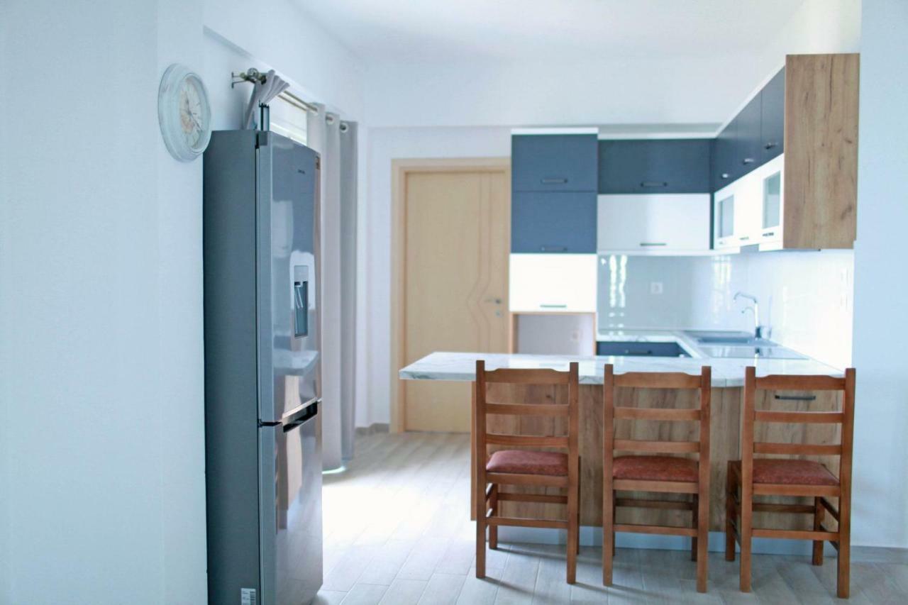Mihalis Apartments Himare Eksteriør bilde